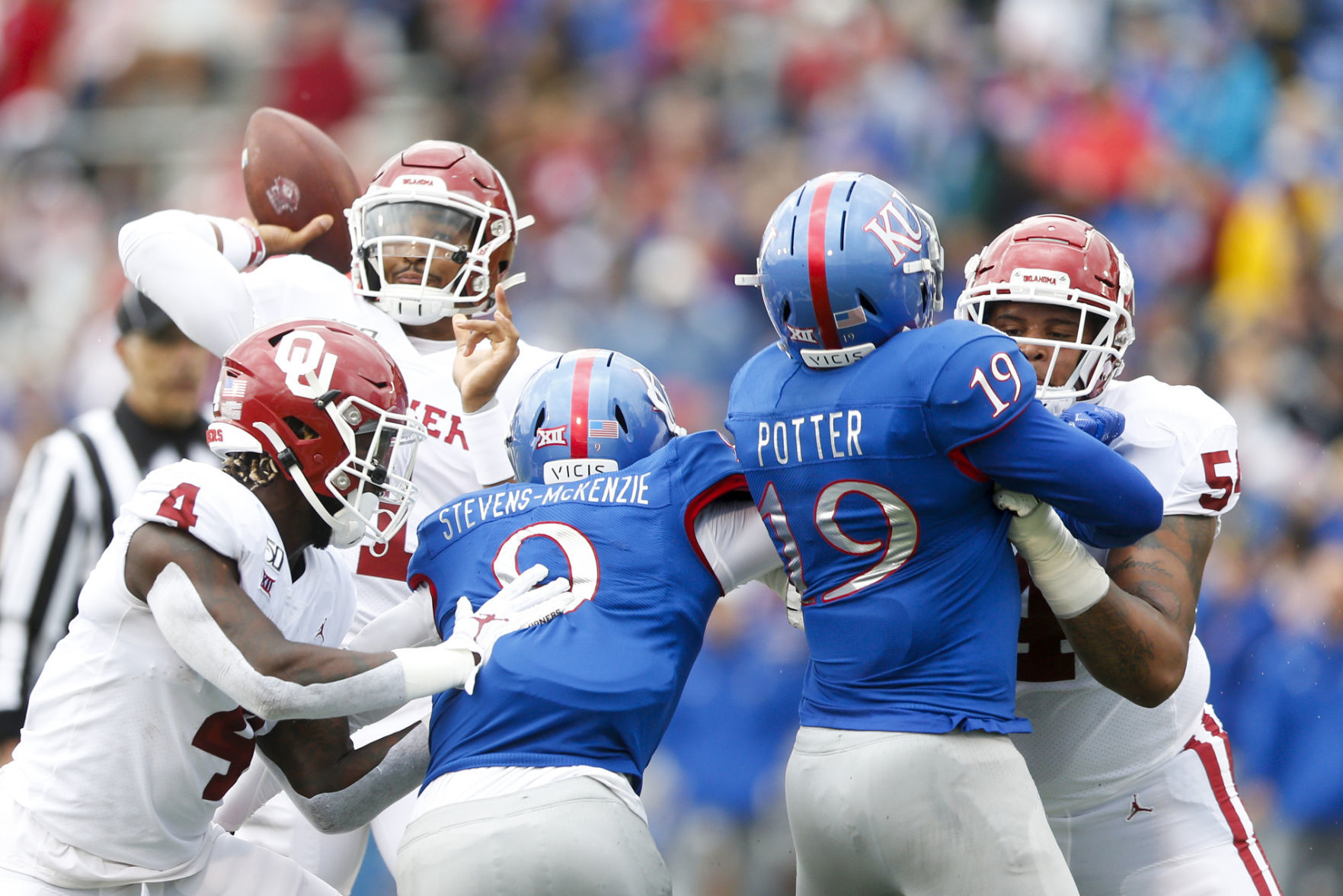 Oklahoma Sooners vs Kansas Jayhawks